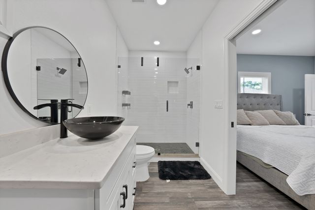 4622 Newmore Avenue, Dallas, TX 75209