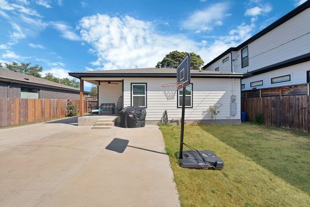4622 Newmore Avenue, Dallas, TX 75209