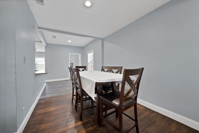 4622 Newmore Avenue, Dallas, TX 75209