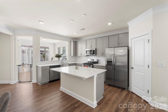 2004 Blewett Drive, Charlotte, NC 28269