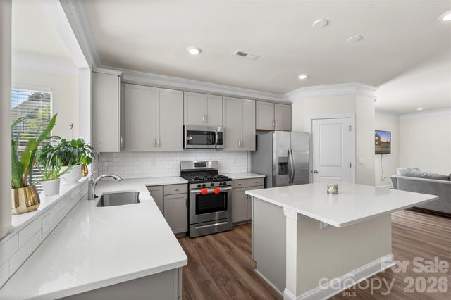 2004 Blewett Drive, Charlotte, NC 28269