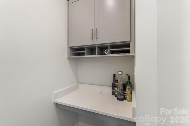 2004 Blewett Drive, Charlotte, NC 28269