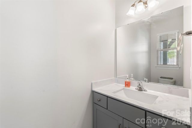 2004 Blewett Drive, Charlotte, NC 28269