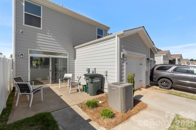 2004 Blewett Drive, Charlotte, NC 28269