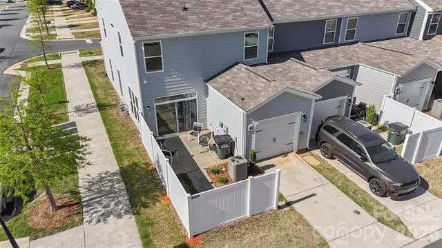 2004 Blewett Drive, Charlotte, NC 28269