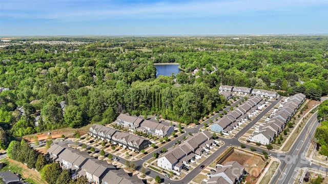 2004 Blewett Drive, Charlotte, NC 28269