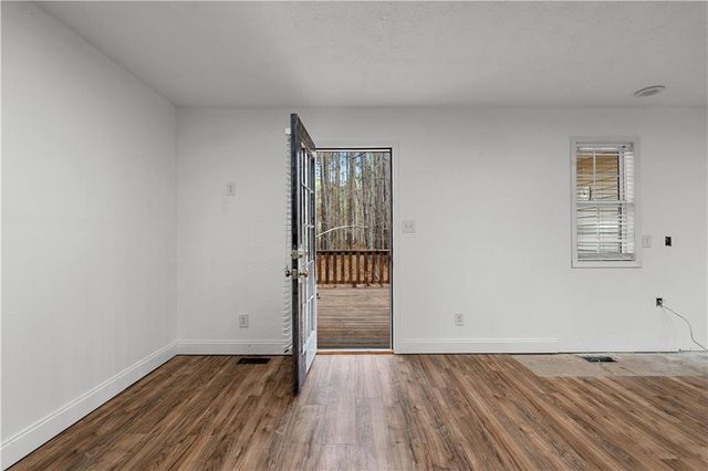 54 Ray Drive, Meansville, GA 30256