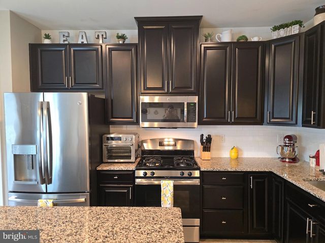 1004 PRIME PL, Sewell, NJ 08080