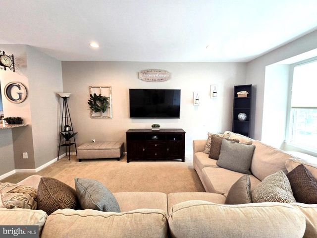 1004 PRIME PL, Sewell, NJ 08080