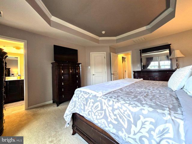 1004 PRIME PL, Sewell, NJ 08080