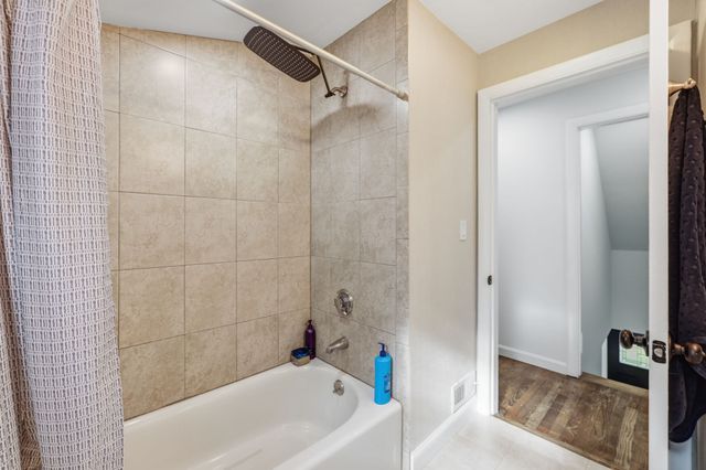 100 Farm St, Bellingham, MA 02019