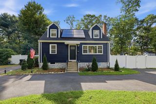 100 Farm St, Bellingham, MA 02019