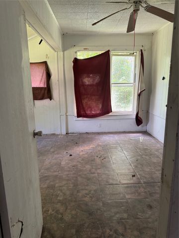 405 S Canton Street, Mexia, TX 76667