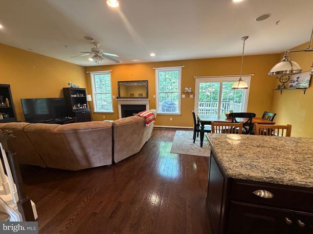 2735 KEEBLER CT, Willow Grove, PA 19090