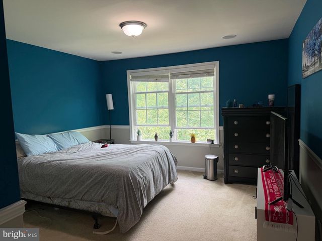 2735 KEEBLER CT, Willow Grove, PA 19090