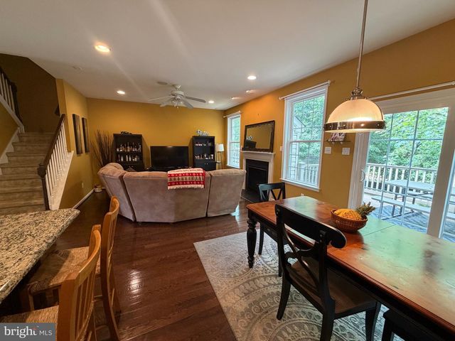 2735 KEEBLER CT, Willow Grove, PA 19090