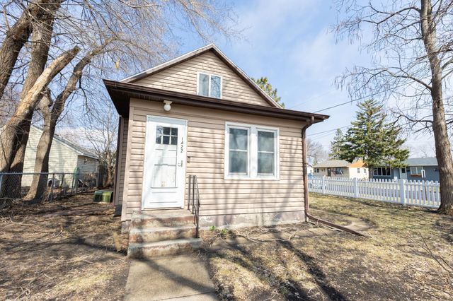 1422 2nd Avenue N, Moorhead, MN 56560
