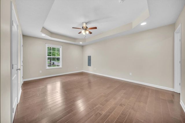 727 Marbury Rd, Tullahoma, TN 37388