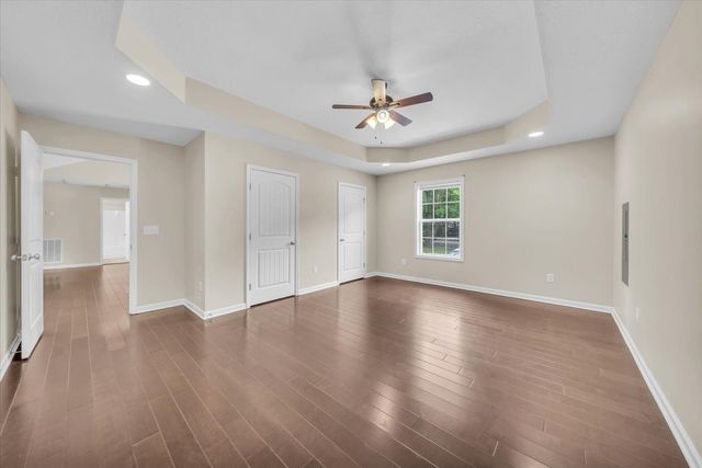 727 Marbury Rd, Tullahoma, TN 37388