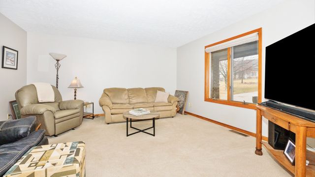 2838 Saint Andrews Court, El Paso, IL 61738
