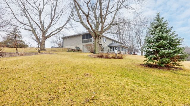 2838 Saint Andrews Court, El Paso, IL 61738