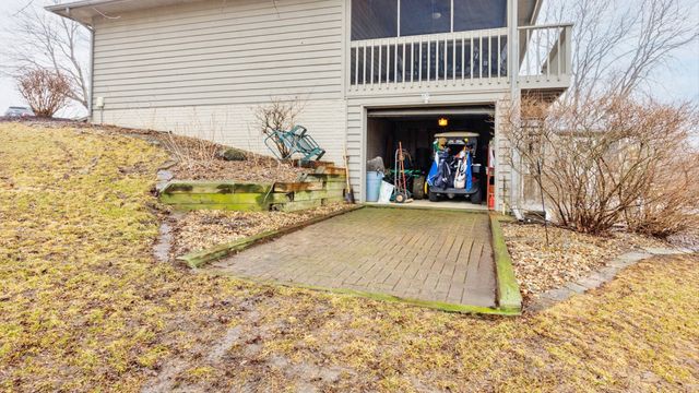 2838 Saint Andrews Court, El Paso, IL 61738