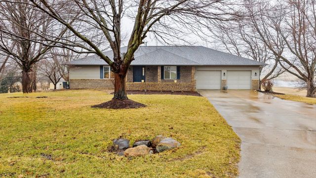 2838 Saint Andrews Court, El Paso, IL 61738