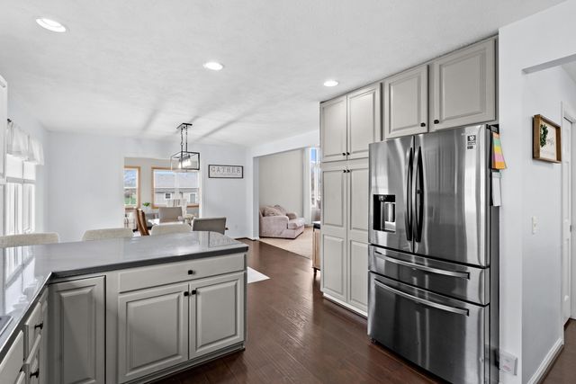 2513 Willow Ridge Drive, Jenison, MI 49428