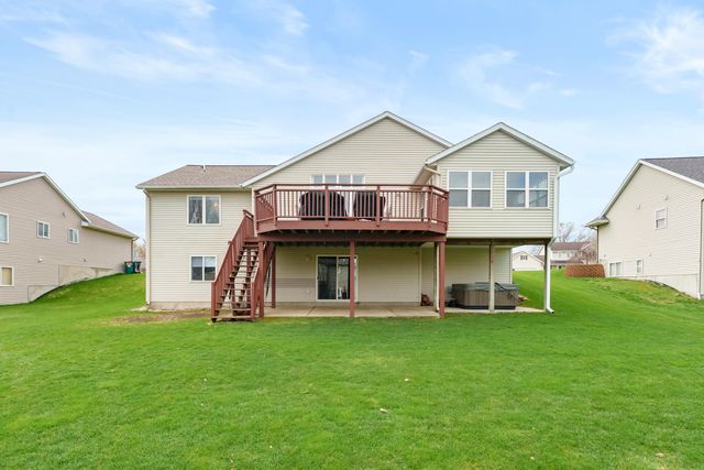 2513 Willow Ridge Drive, Jenison, MI 49428