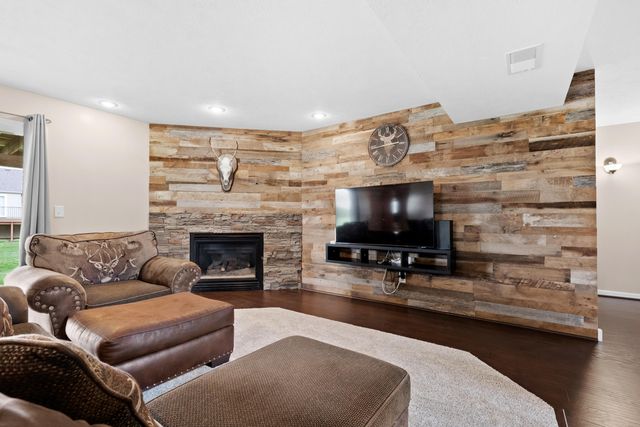 2513 Willow Ridge Drive, Jenison, MI 49428