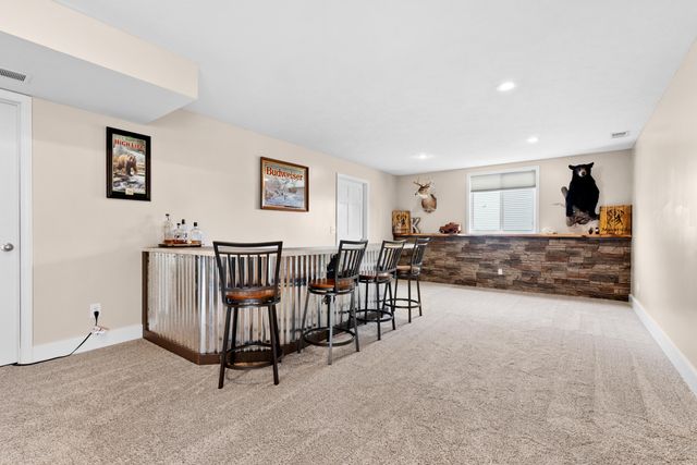 2513 Willow Ridge Drive, Jenison, MI 49428