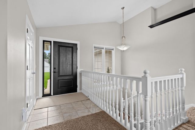 2513 Willow Ridge Drive, Jenison, MI 49428