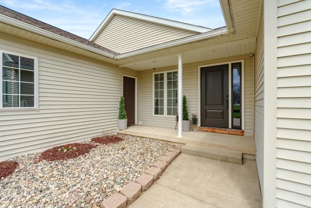 2513 Willow Ridge Drive, Jenison, MI 49428