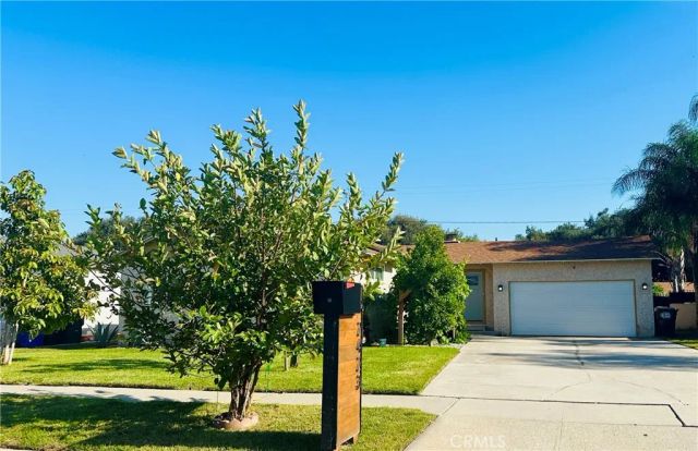 2423 W 7TH, San Bernardino, CA 92410