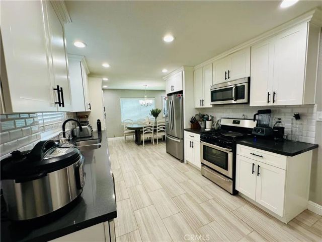 2423 W 7TH, San Bernardino, CA 92410