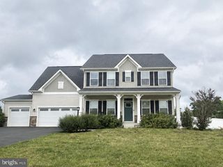 131 DECATUR CIR, Stephens City, VA 22655