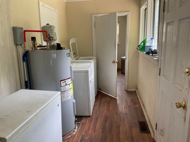 605 W Smith Street, Gaffney, SC 29341