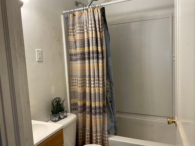 605 W Smith Street, Gaffney, SC 29341