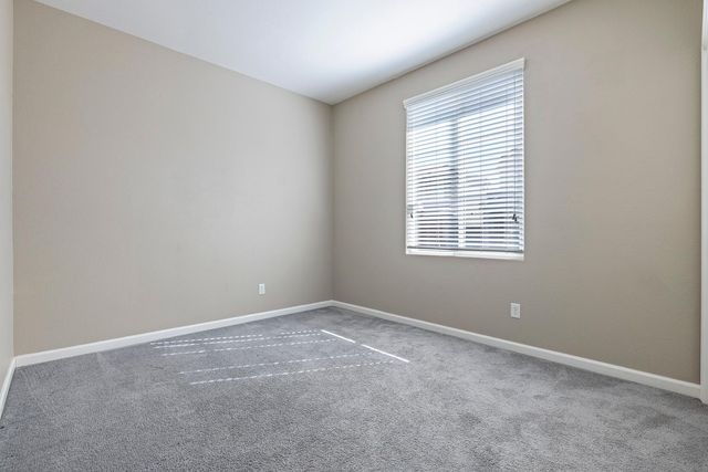 3250 Alps Lane, Clovis, CA 93619