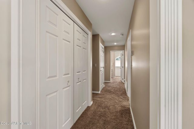 2730 Wrenco Loop, Sandpoint, ID 83864