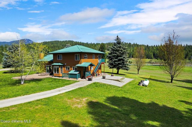2730 Wrenco Loop, Sandpoint, ID 83864