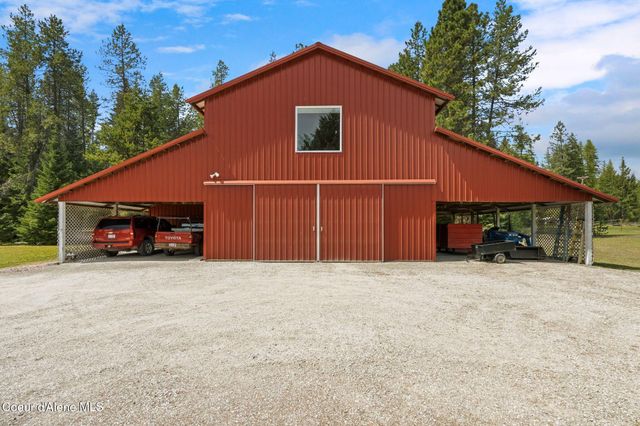 2730 Wrenco Loop, Sandpoint, ID 83864