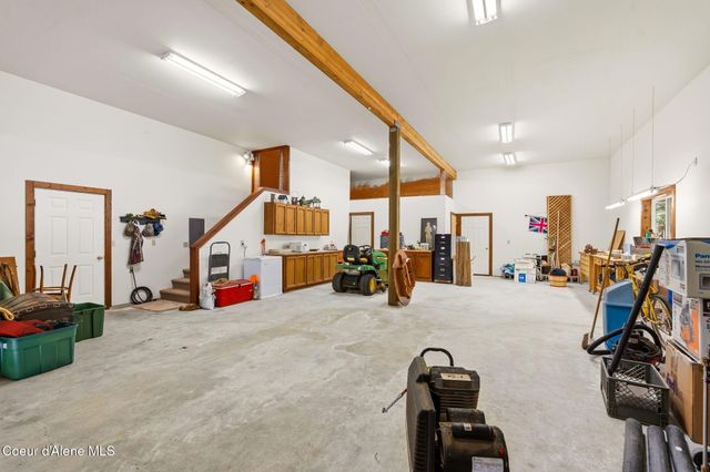 2730 Wrenco Loop, Sandpoint, ID 83864
