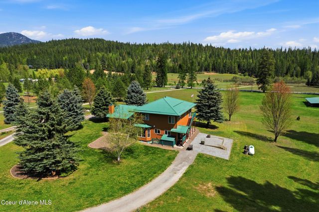 2730 Wrenco Loop, Sandpoint, ID 83864