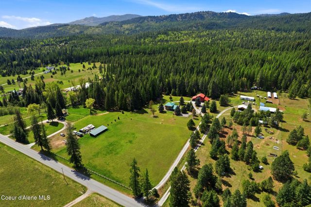 2730 Wrenco Loop, Sandpoint, ID 83864