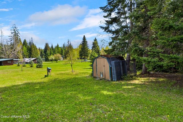 2730 Wrenco Loop, Sandpoint, ID 83864
