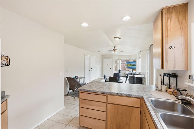 3174 Forest Hills Drive B, Medford, OR 97504