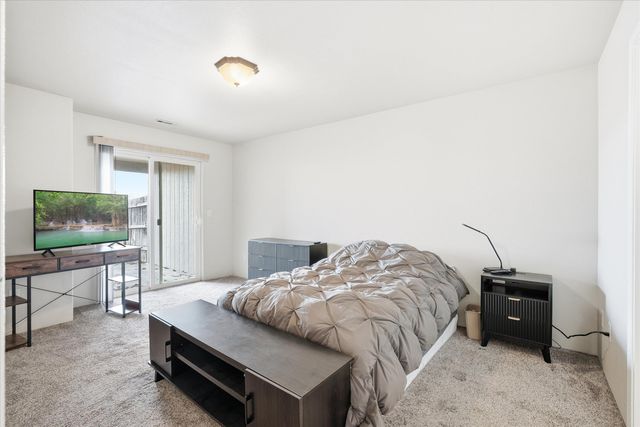 3174 Forest Hills Drive B, Medford, OR 97504