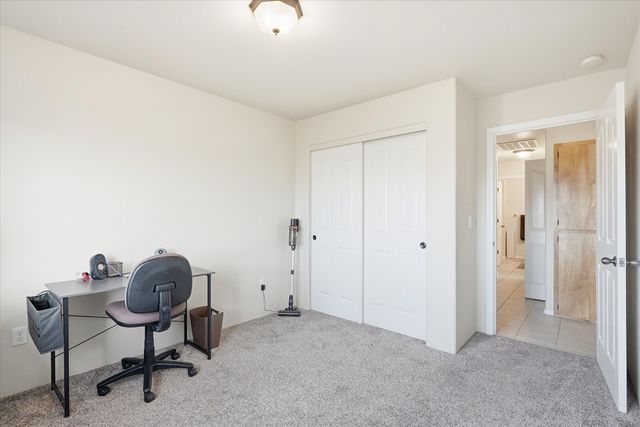 3174 Forest Hills Drive B, Medford, OR 97504