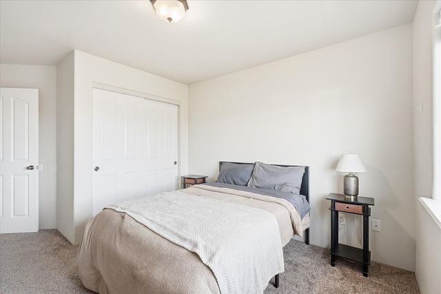 3174 Forest Hills Drive B, Medford, OR 97504